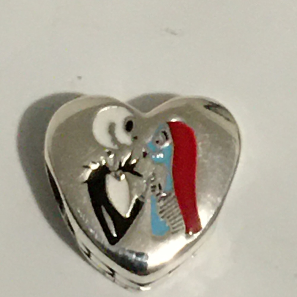 New Pandora Jack Skellington and Sally charm